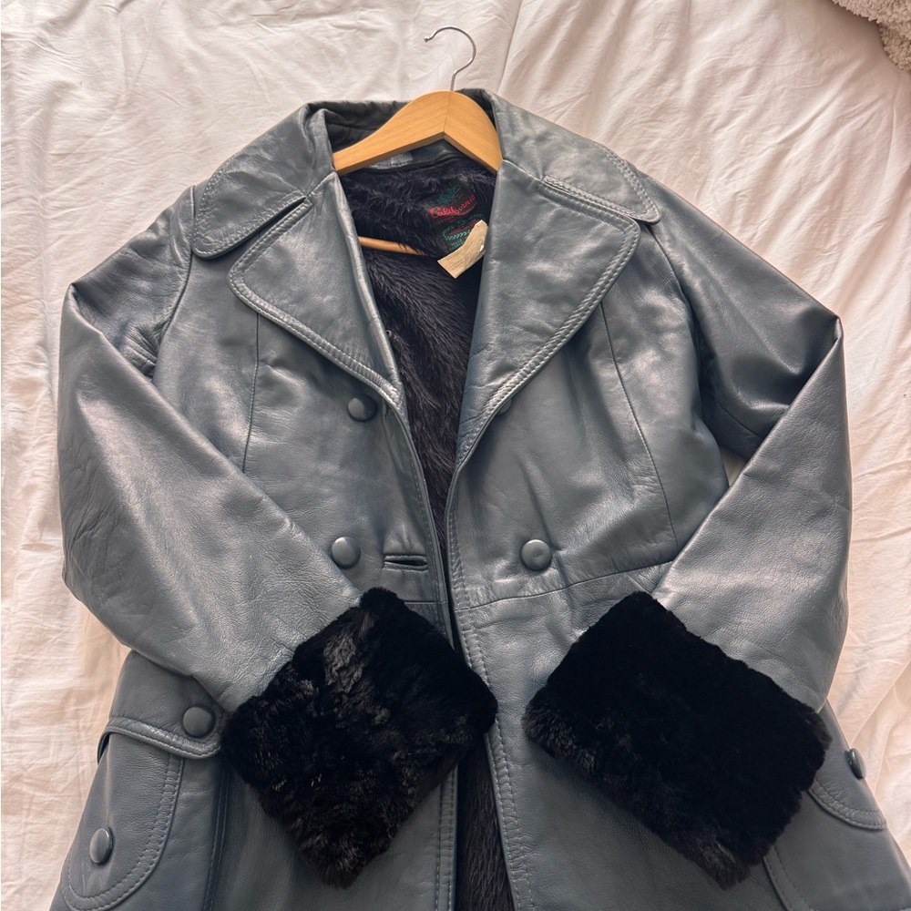 Stylish Blue Leather & Suede Coat with Faux Fur Trim